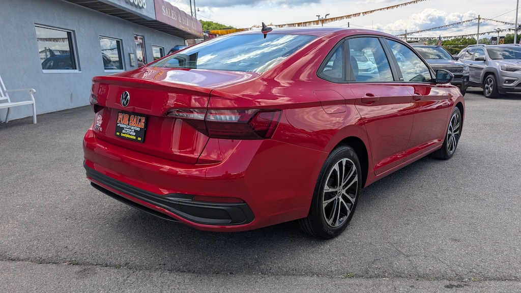 Used 2024 Volkswagen Jetta 1.5T Sport Sedan