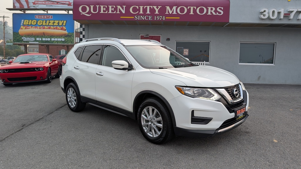 Used 2017 Nissan Rogue SV SUV