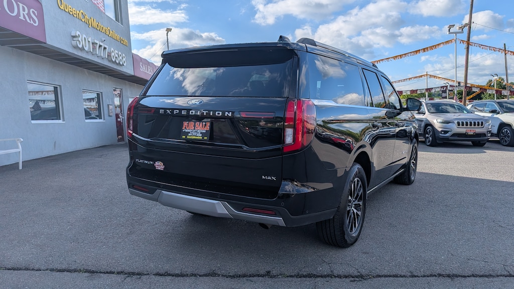 Used 2025 Ford Expedition Max Platinum SUV