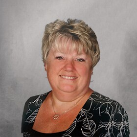 Staff member Linda Uhl from ID_5eb54a