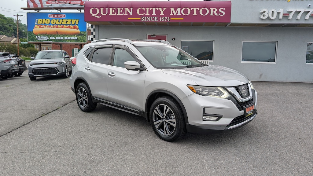 Used 2017 Nissan Rogue SL SUV