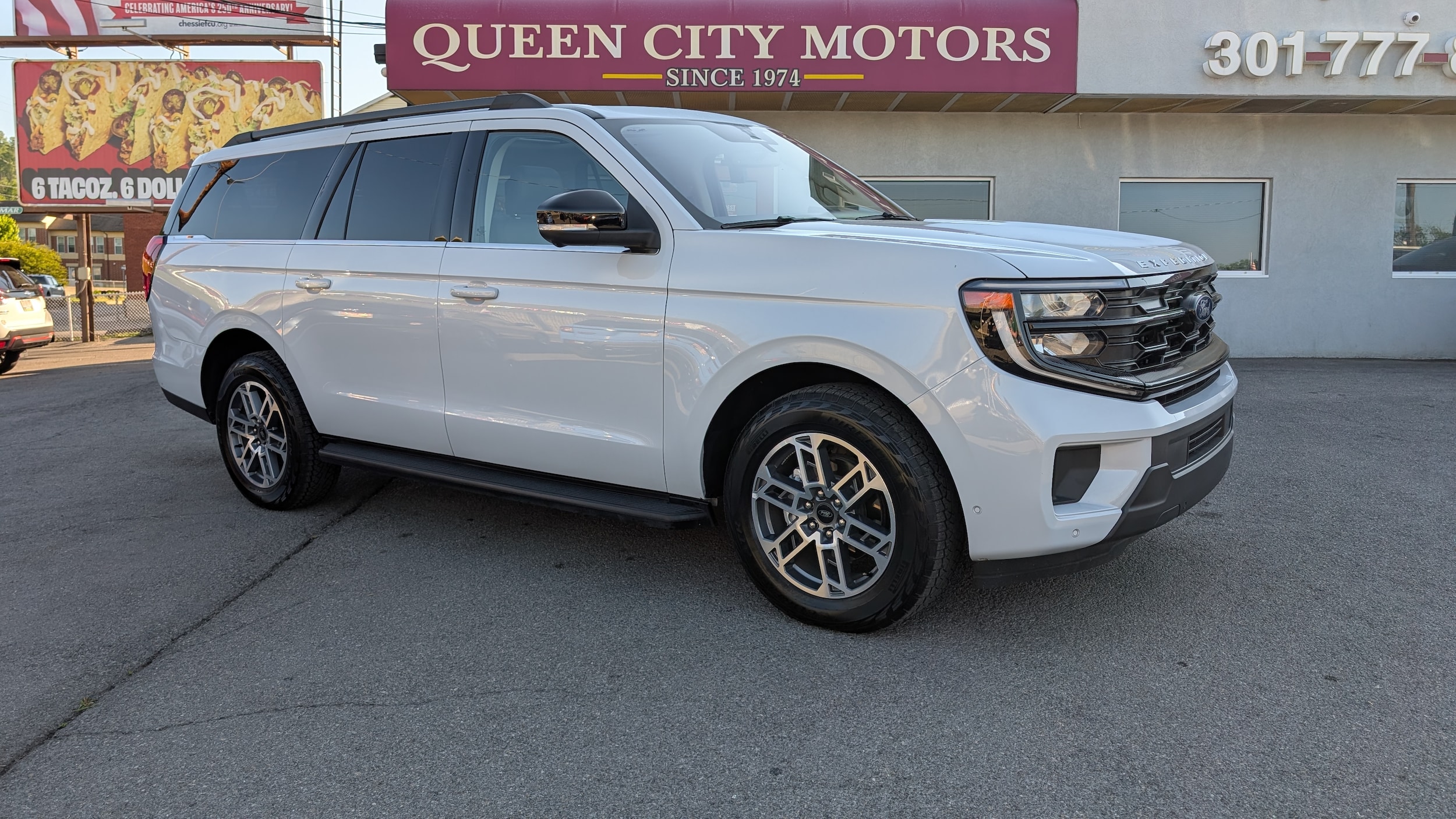 2025 Ford Expedition's photo