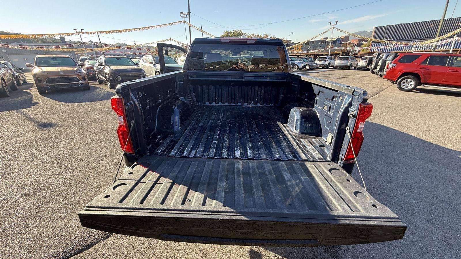 2022 Chevrolet Silverado 1500 RST - Photo 47