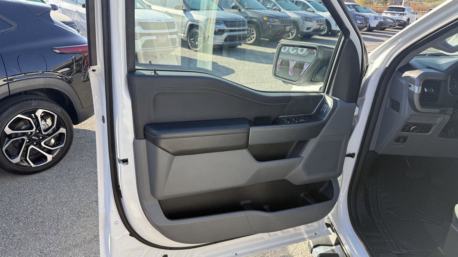 2024 Ford F-150 XLT - Photo 18