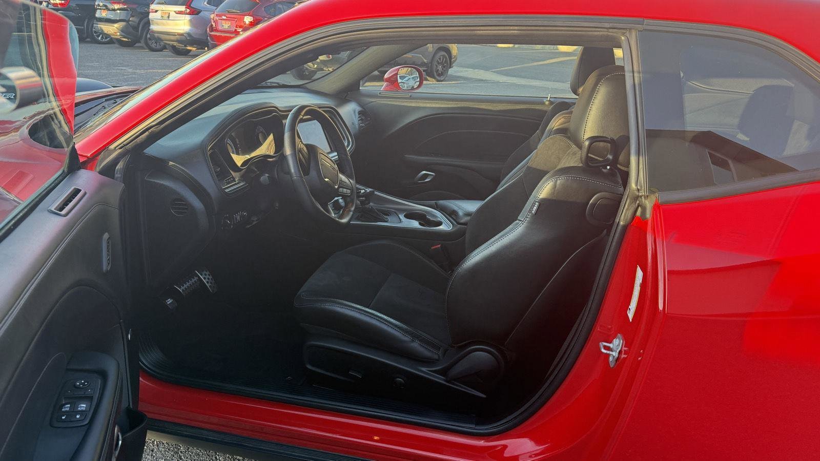 2022 Dodge Challenger R/T - Photo 9