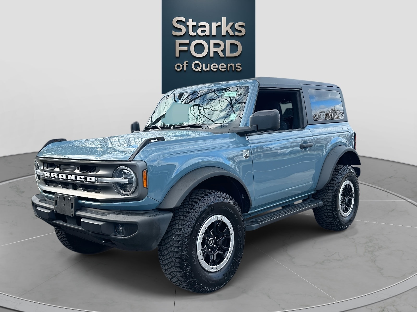 2022 Ford Bronco 2-Door Big Bend's photo