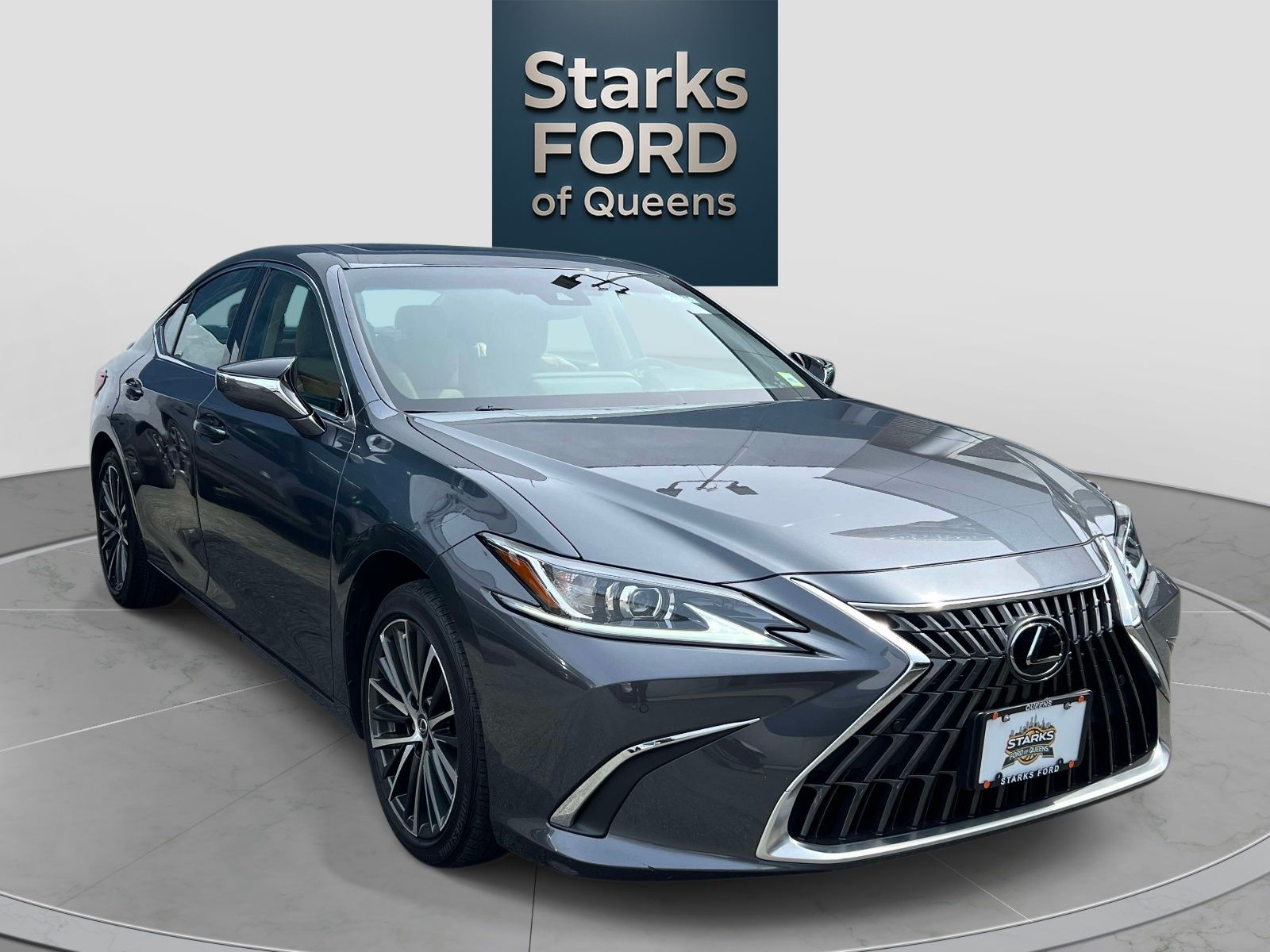 2023 Lexus ES 350 350's photo
