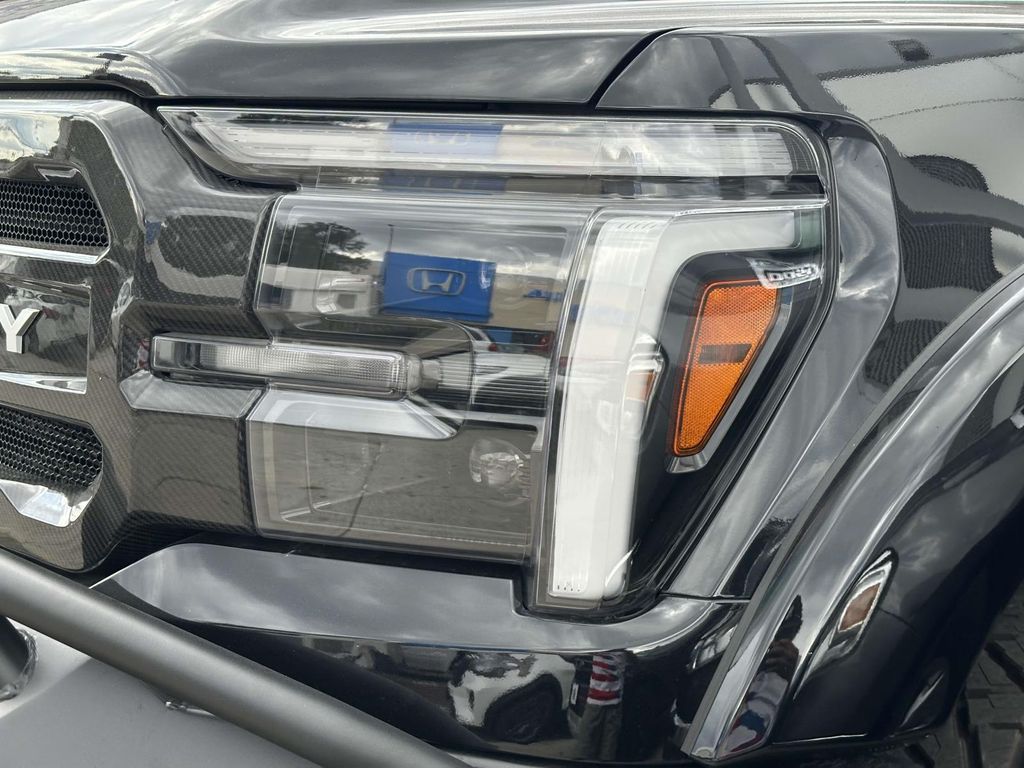 2025 Ford F-150 Lariat - Photo 6