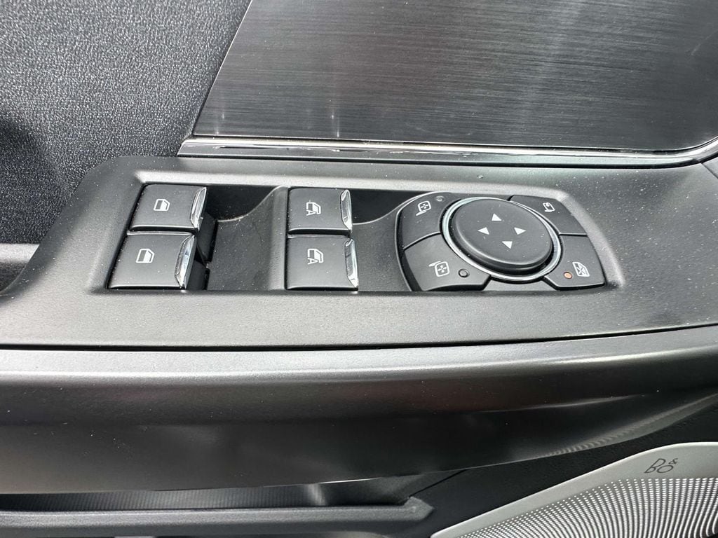 2025 Ford F-150 Lariat - Photo 18