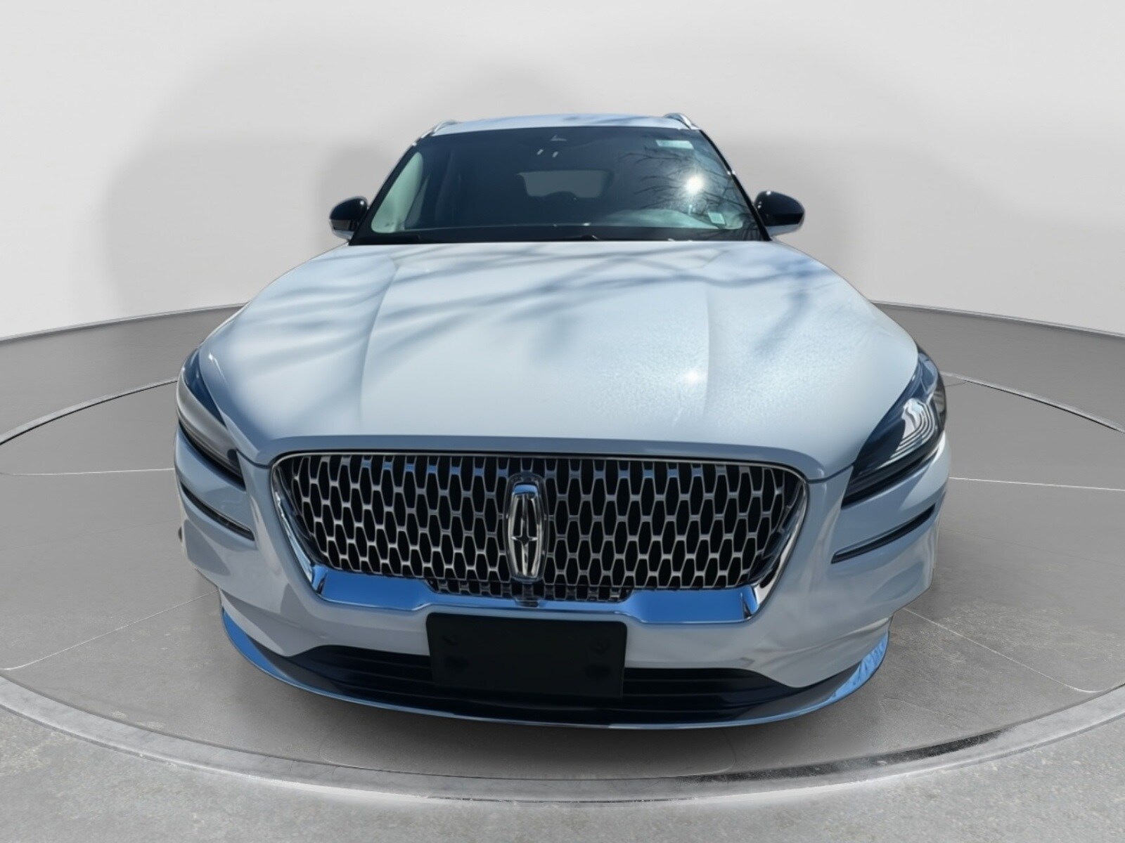 2022 Lincoln Corsair Standard photo 3