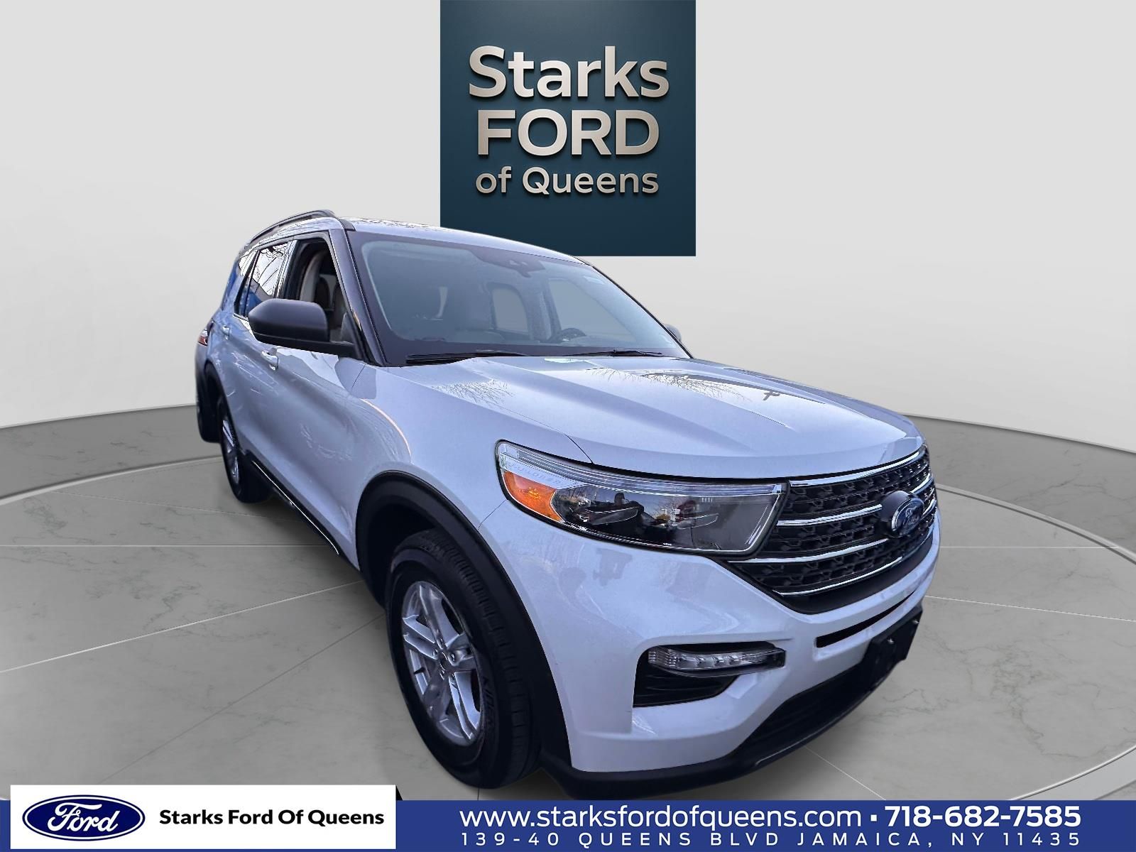 2024 Ford Explorer XLT 4WD's photo