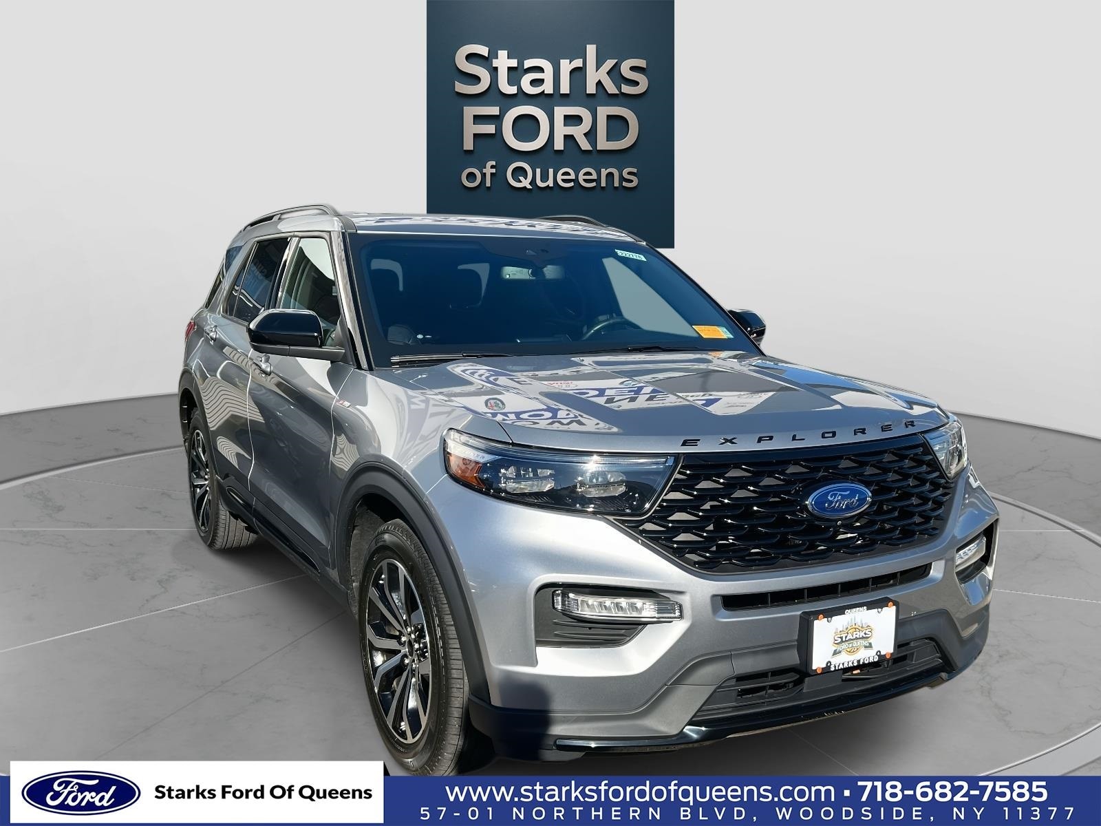2022 Ford Explorer ST-LINE's photo