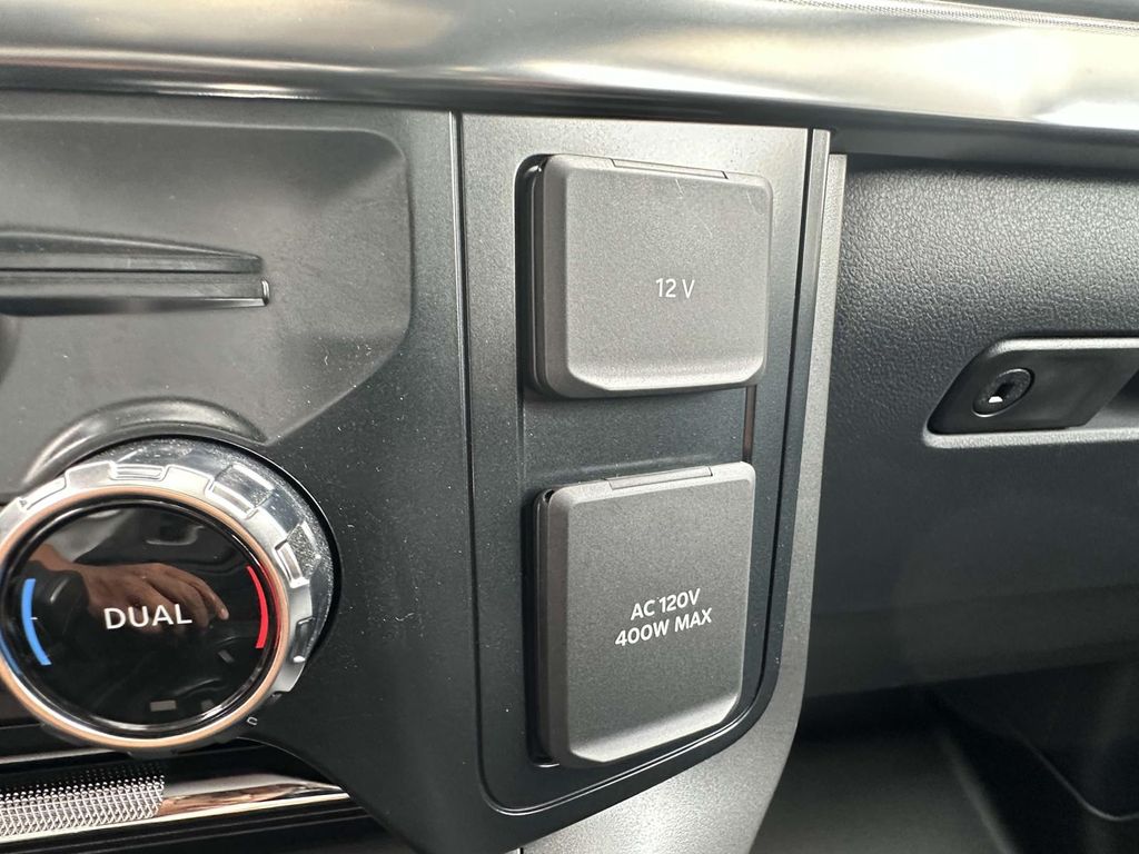 2025 Ford F-150 Lariat - Photo 28