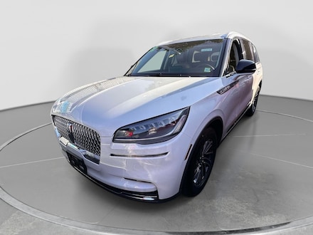 2022 Lincoln Aviator Standard SUV
