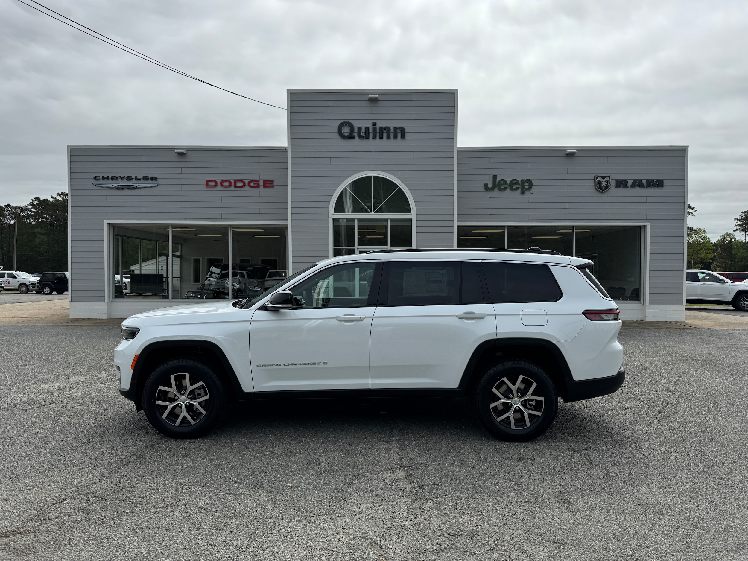 2025 Jeep Grand Cherokee Sport Utility 