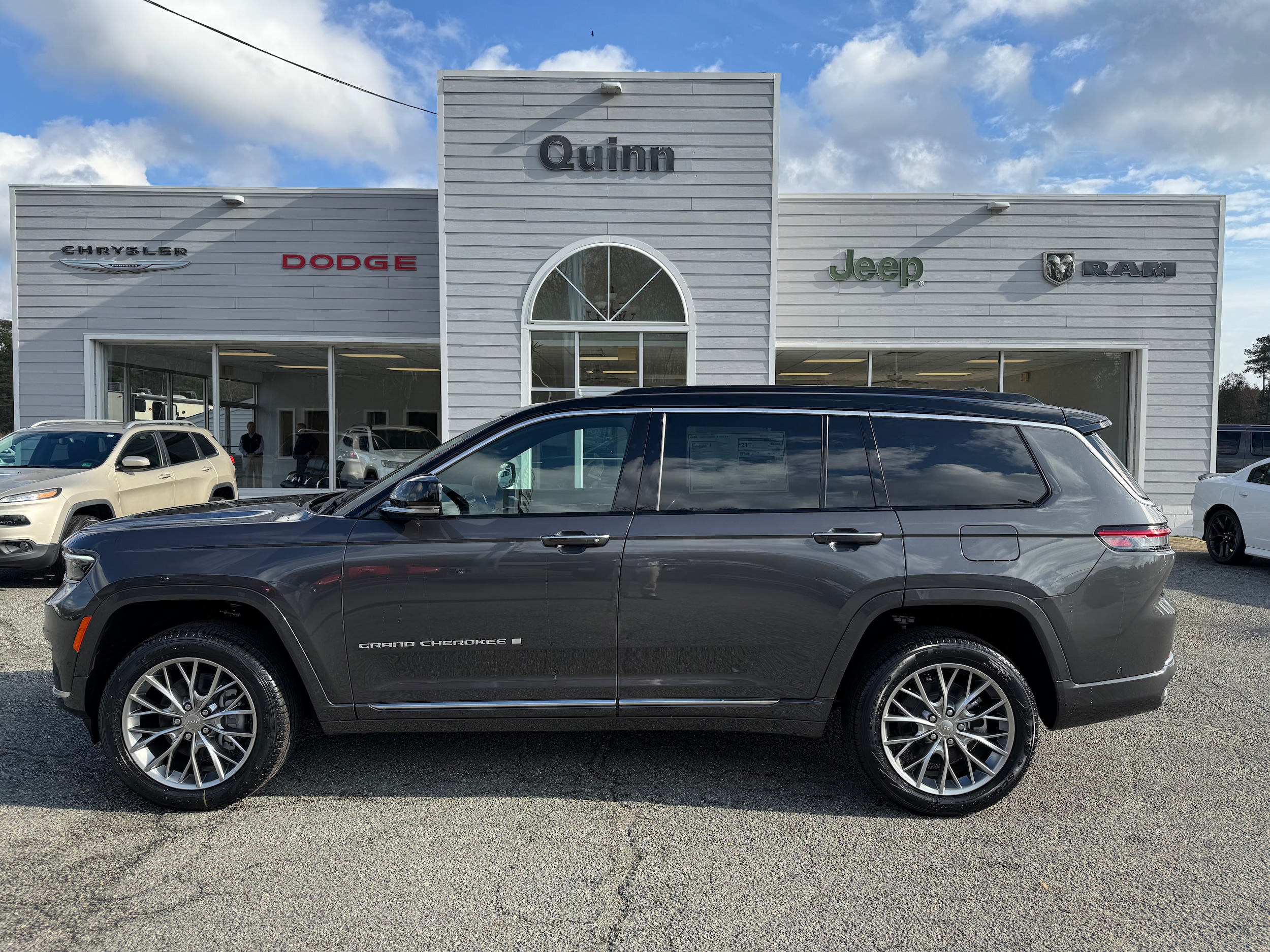 2025 Jeep Grand Cherokee Sport Utility 