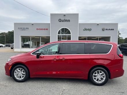 2026 Chrysler Pacifica SELECT Passenger Van