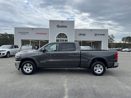 2025 Ram 1500 BIG HORN CREW CAB 4X4 6'4 BOX Pickup