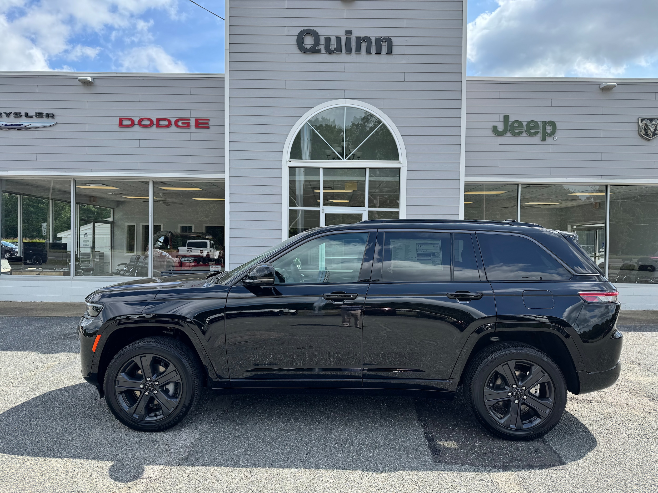 2027 Jeep Grand Cherokee