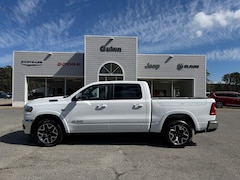 2026 Ram 1500 LARAMIE CREW CAB 4X4 5'7 BOX Pickup