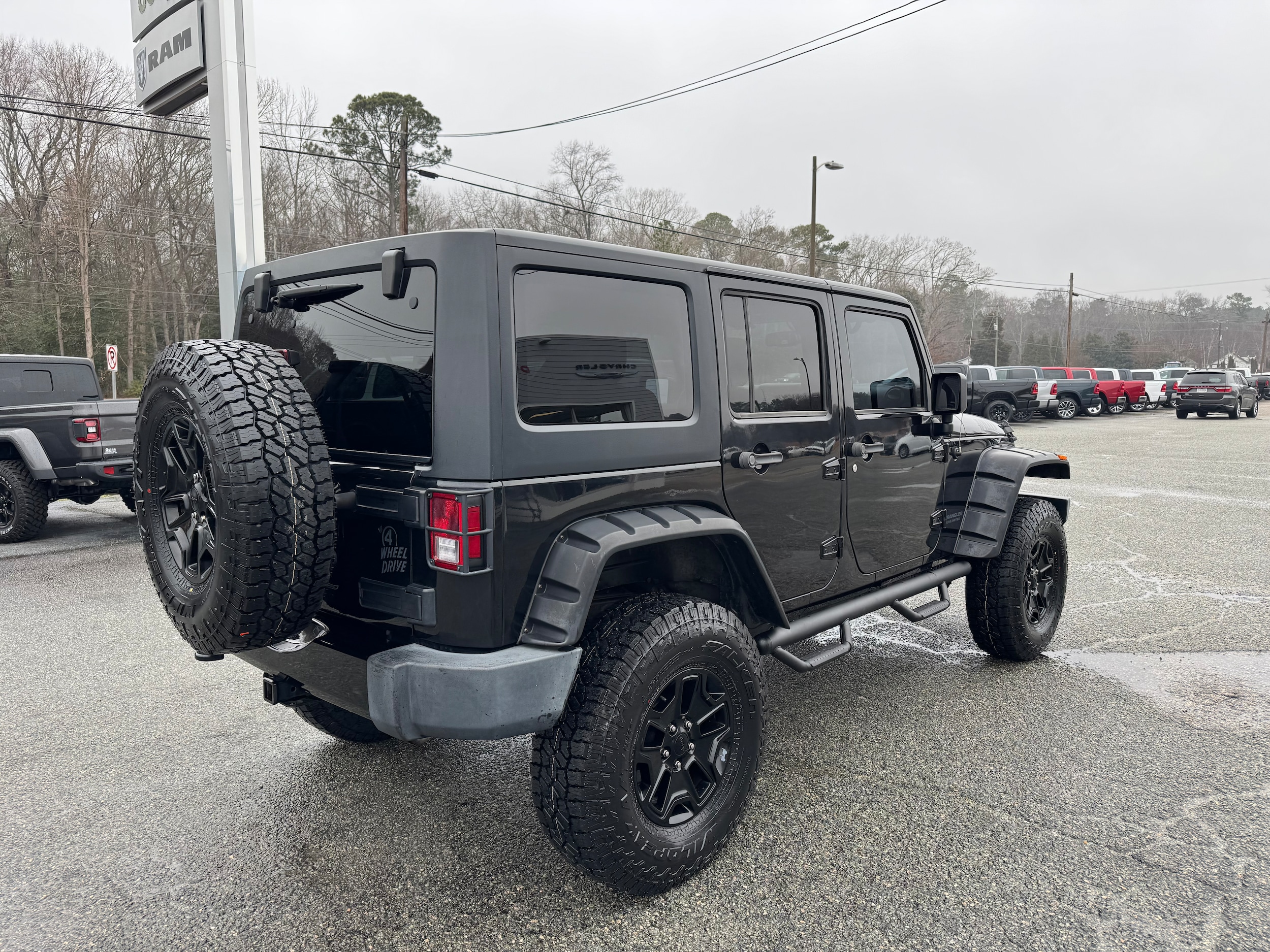 Used 2016 Jeep Wrangler Unlimited Willys Wheeler with VIN 1C4HJWDG1GL134034 for sale in Gloucester, VA