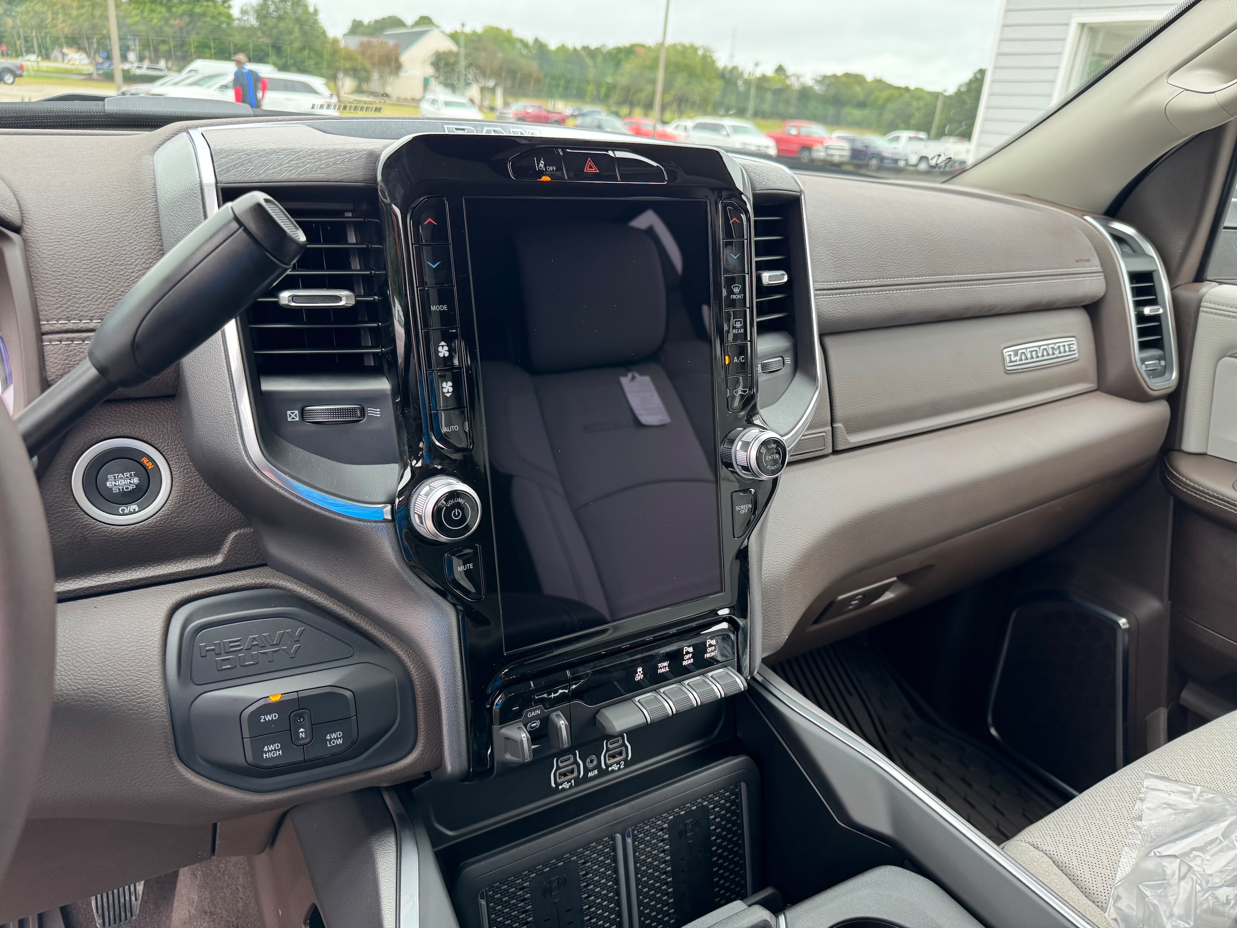 2026 RAM 2500 Laramie - Photo 7