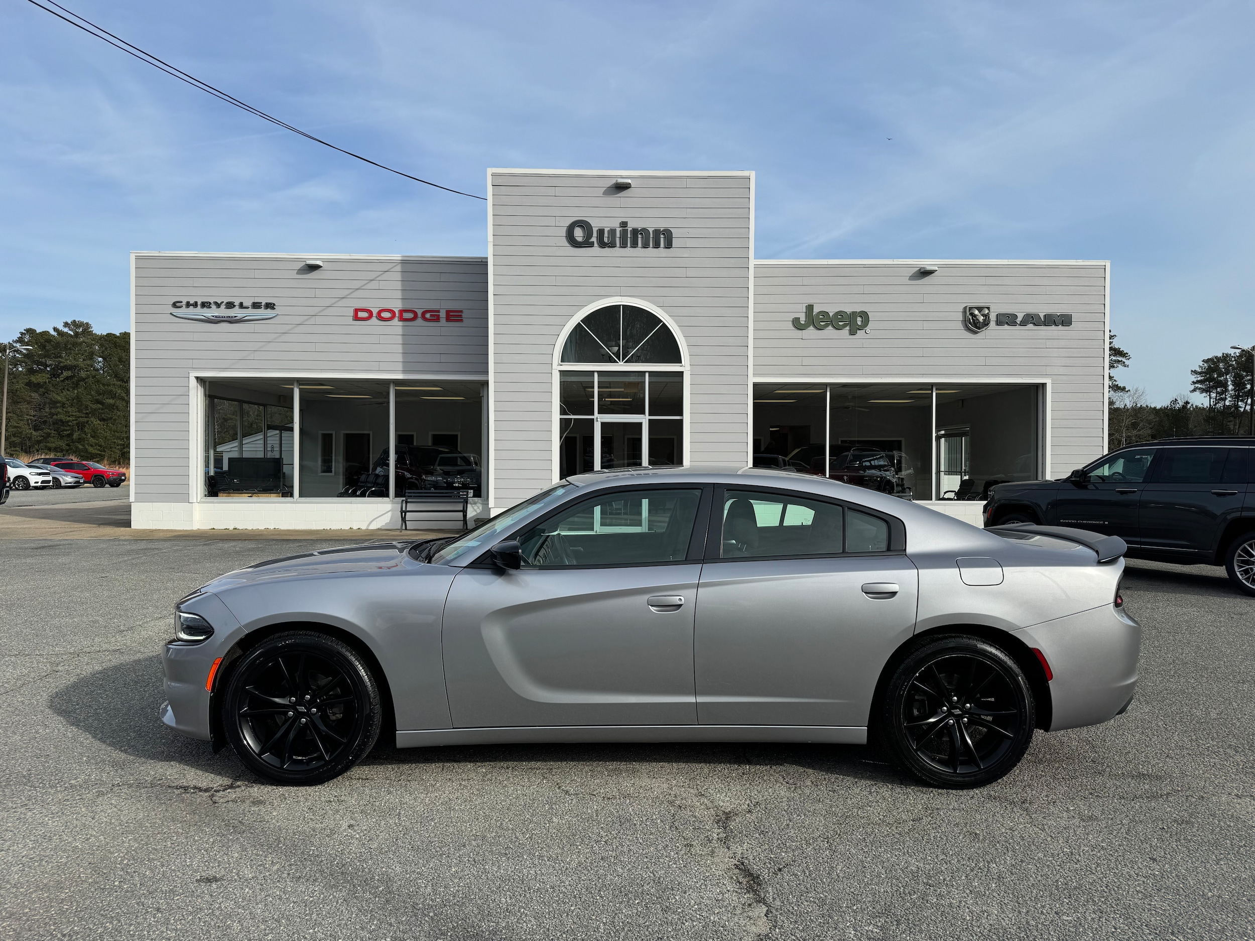 2017 Dodge Charger SE