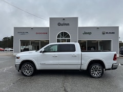 2026 Ram 1500 LIMITED CREW CAB 4X4 5'7 BOX Pickup
