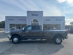 2026 Ram 3500 LARAMIE CREW CAB 4X4 8' BOX Pickup