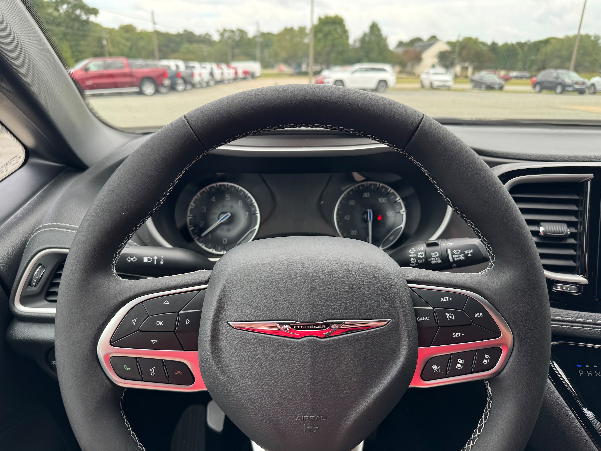 2026 Chrysler Pacifica Select - Photo 8