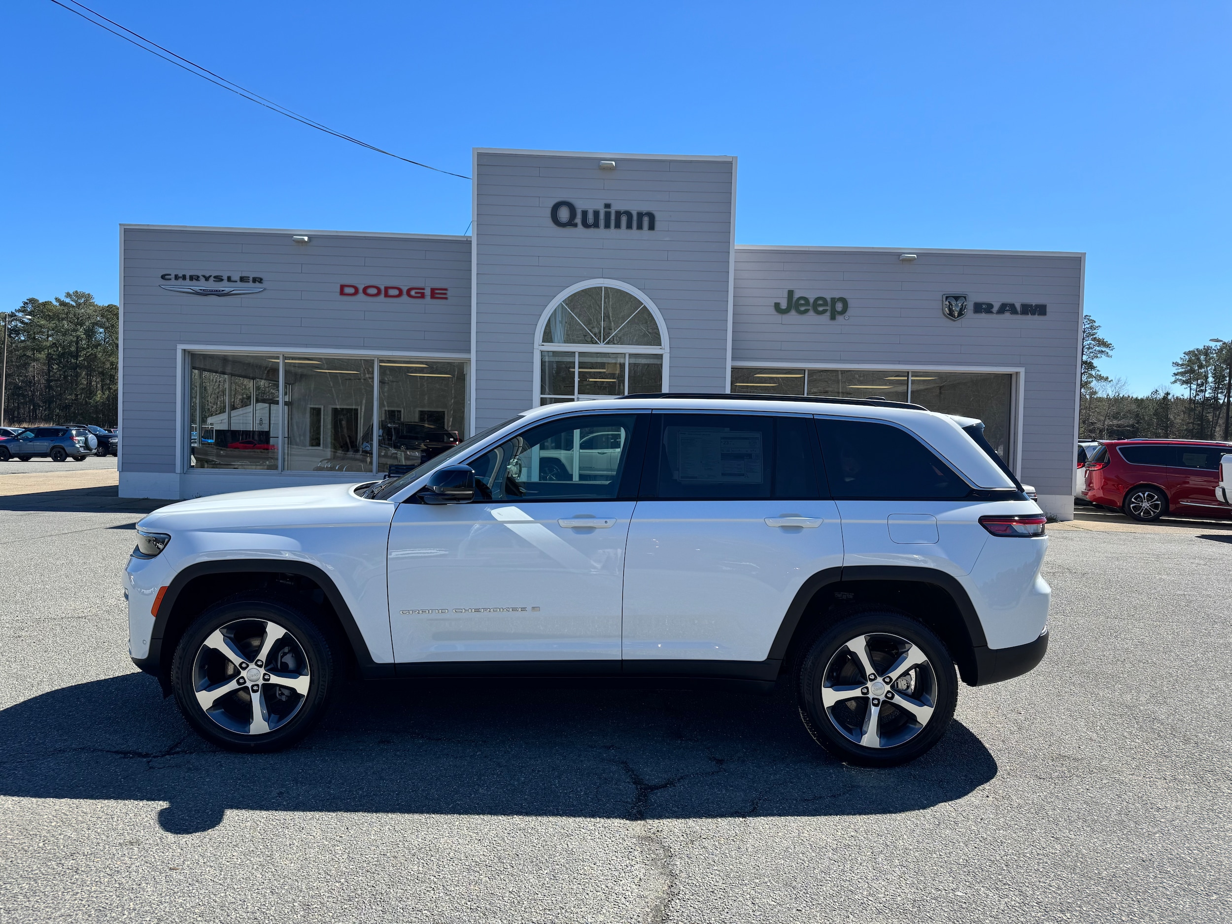 2026 Jeep Grand Cherokee Sport Utility 