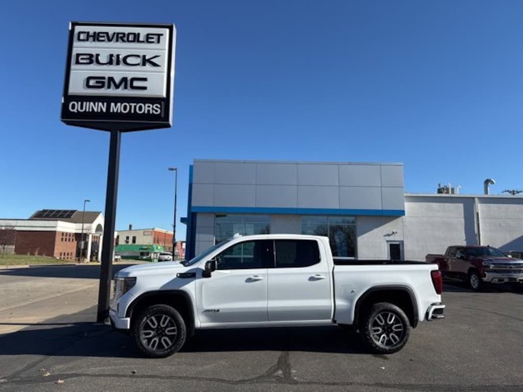 Used 2024 GMC Sierra 1500 AT4 Truck Crew Cab