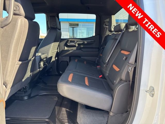 2024 GMC Sierra 1500 AT4 - Photo 11