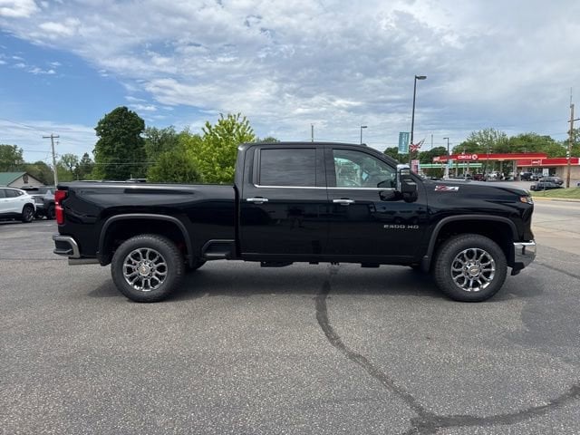 2026 Chevrolet Silverado 2500 HD LTZ - Photo 6