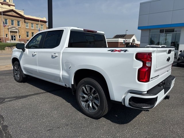 2026 Chevrolet Silverado 1500 RST photo 3