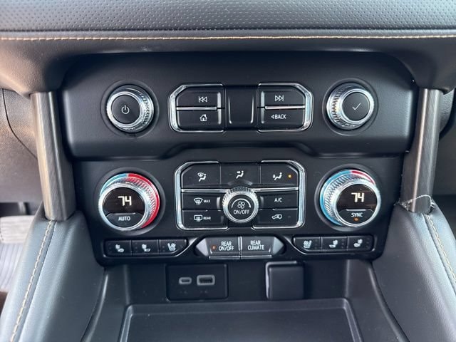 2024 GMC Yukon AT4 - Photo 24