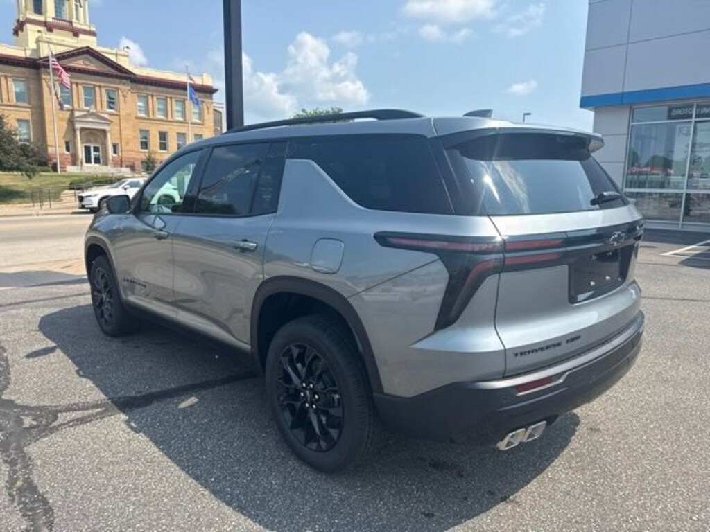 New 2026 Chevrolet Traverse LT SUV