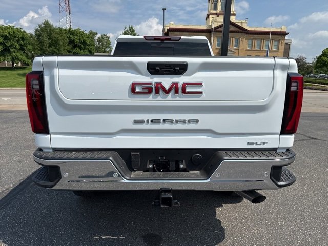 2025 Gmc Sierra 3500 HD SLT photo 4