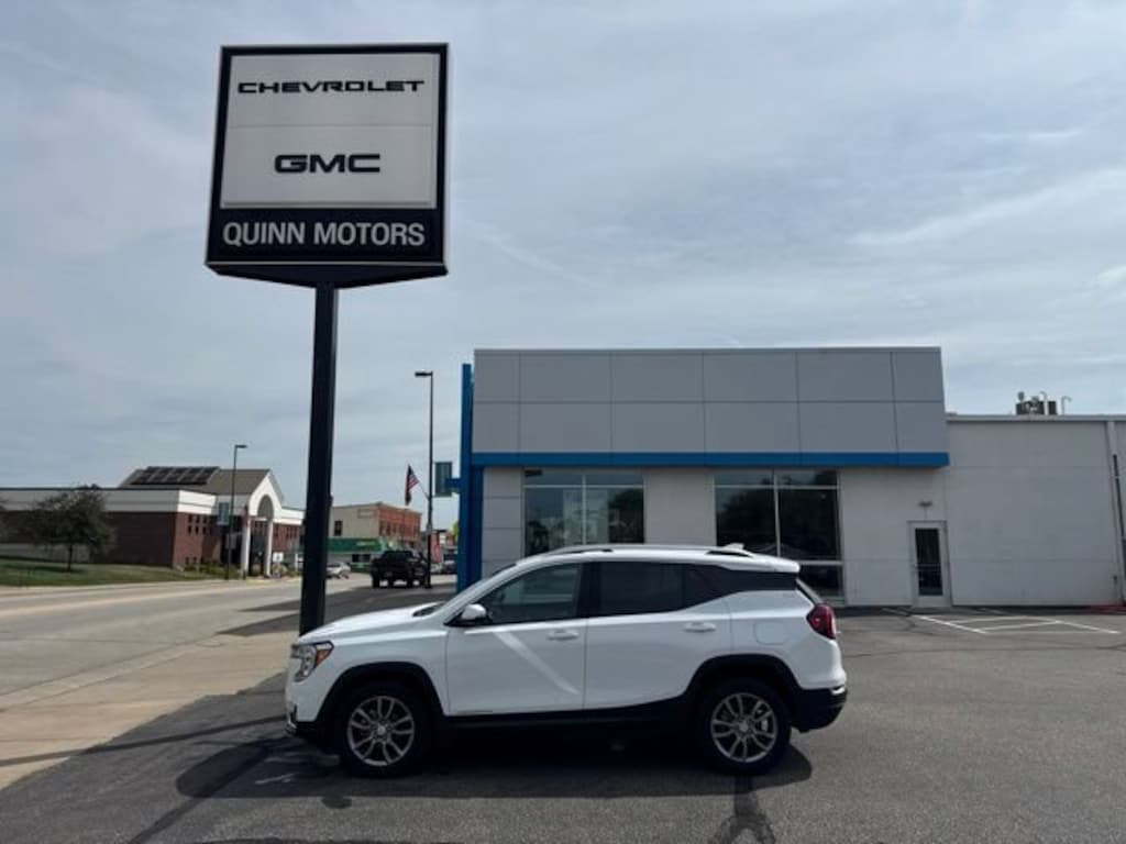 Used 2023 GMC Terrain SLT SUV