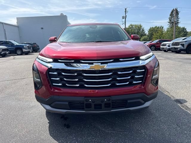 2027 Chevrolet Equinox LT - Photo 8