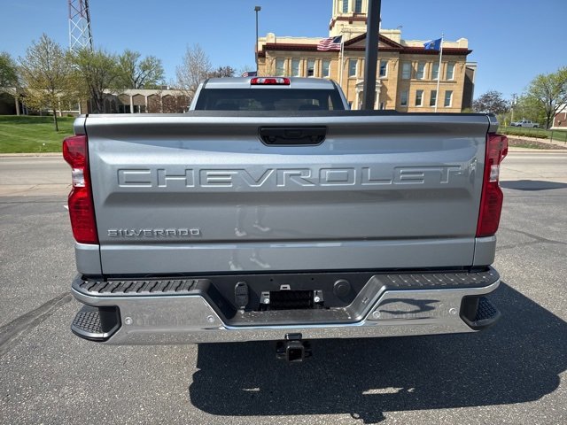 2025 Chevrolet Silverado 1500 photo 4