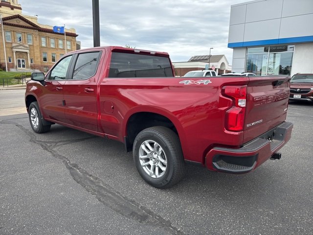 2025 Chevrolet Silverado 1500 RST photo 3
