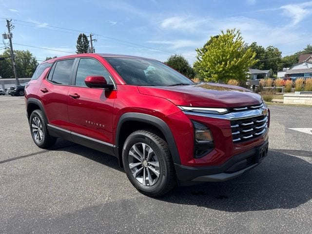 2027 Chevrolet Equinox LT - Photo 7