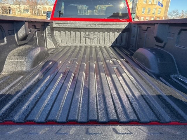 2025 Chevrolet Silverado 2500HD LT photo 4