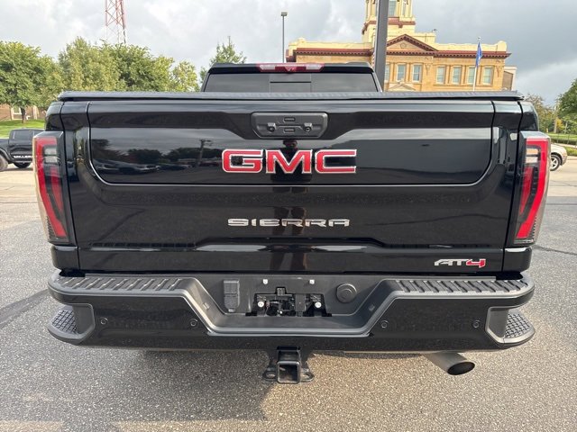 2024 Gmc Sierra 2500 HD AT4 photo 4