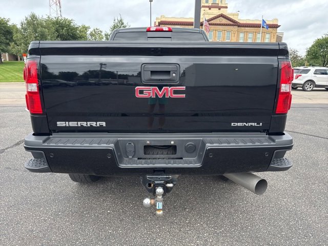 2019 Gmc Sierra 3500 HD Denali photo 4