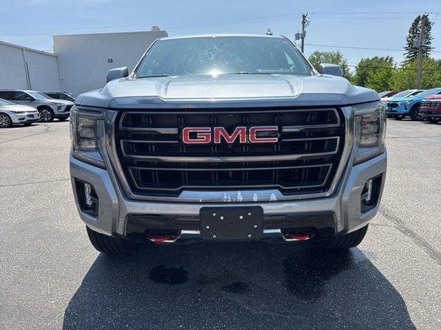 2024 GMC Yukon AT4 - Photo 8