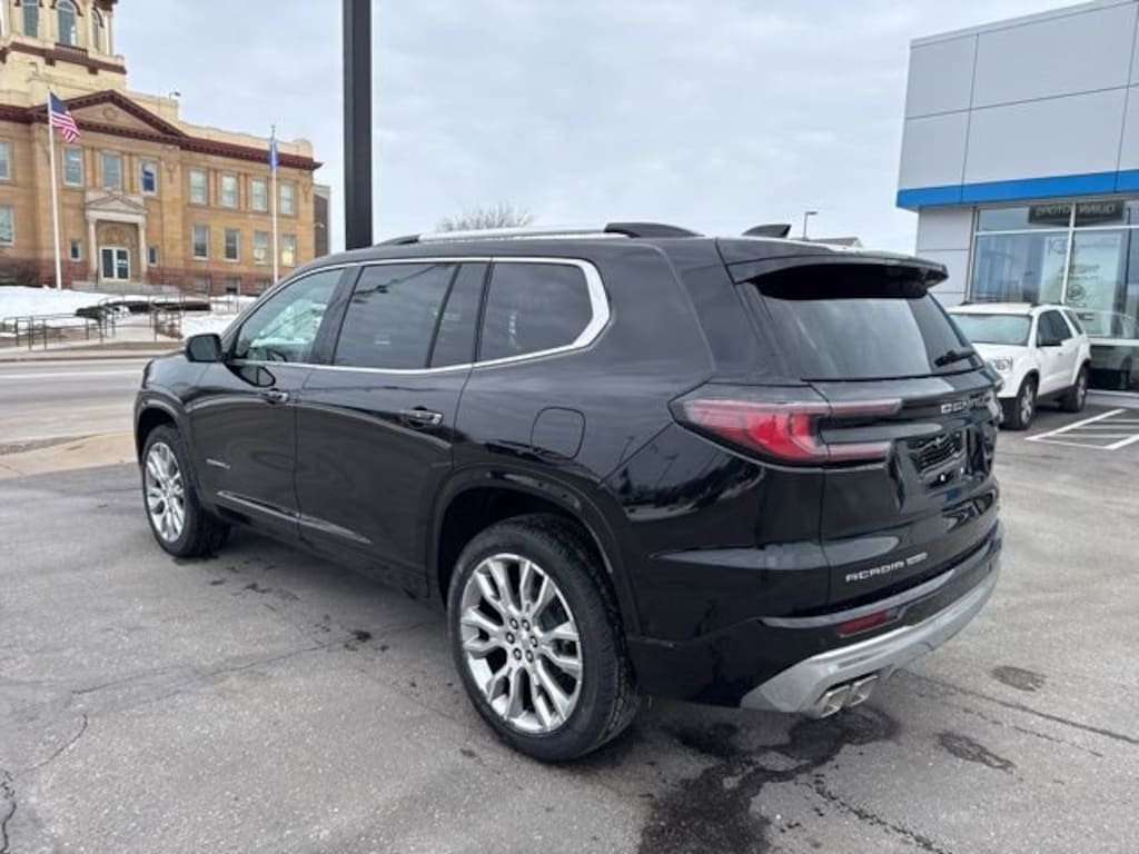 New 2026 GMC Acadia Denali SUV