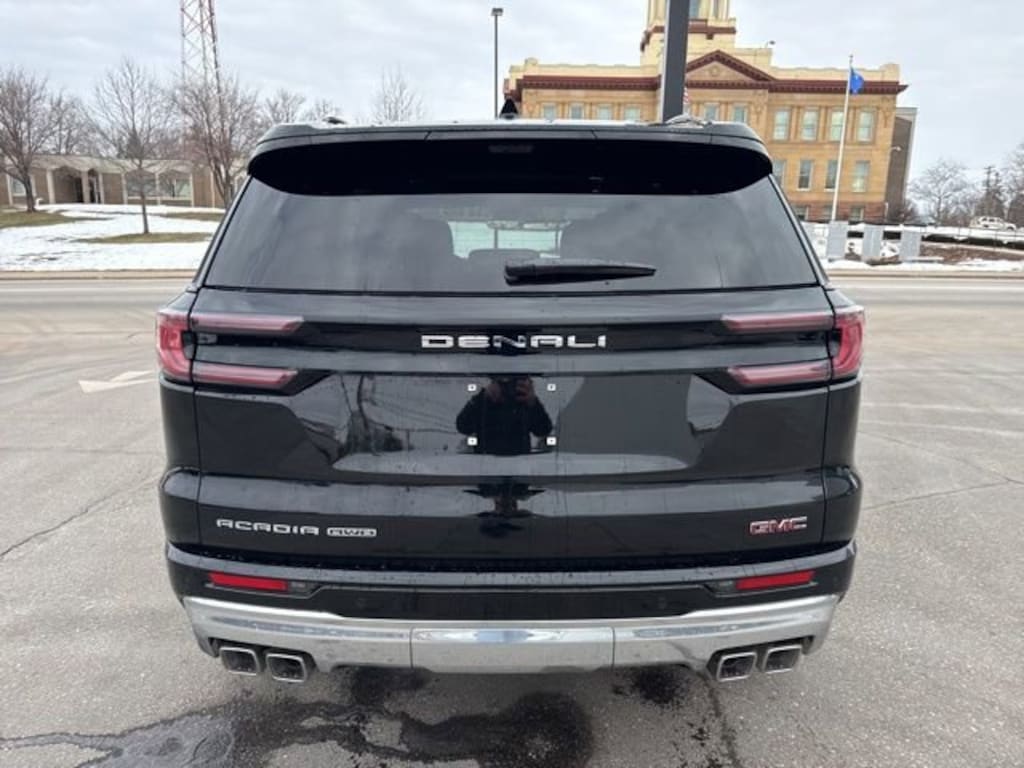 New 2026 GMC Acadia Denali SUV