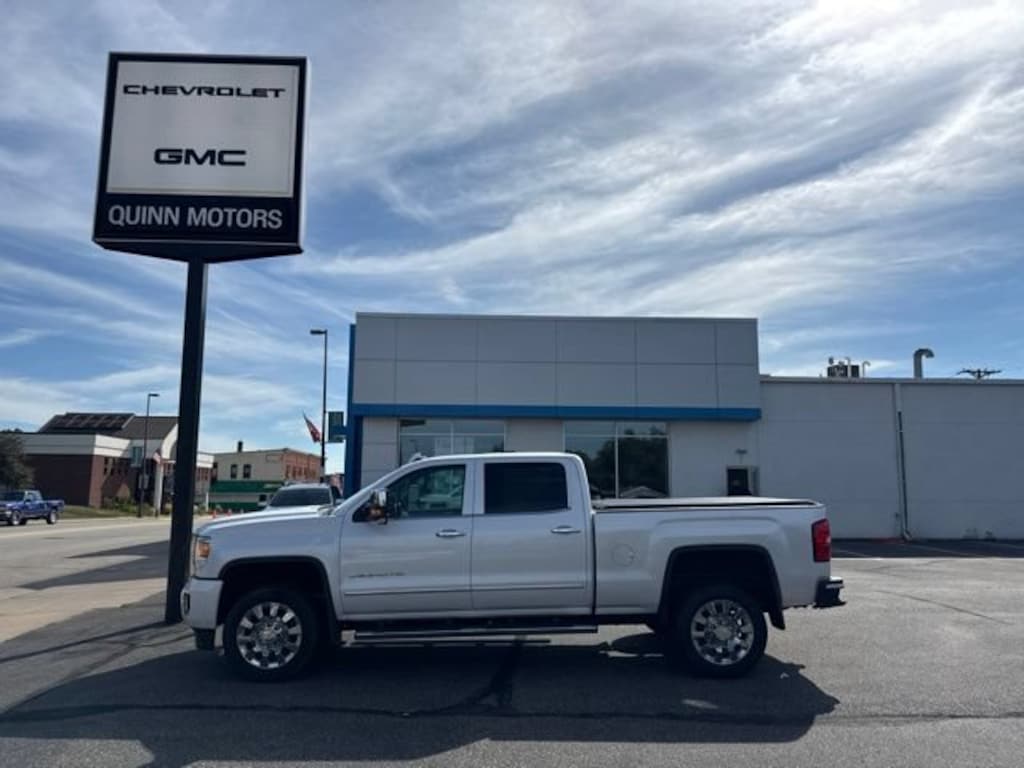 Used 2019 GMC Sierra 2500 HD Denali Truck Crew Cab